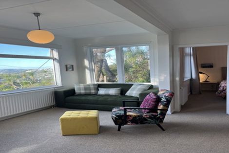 Photo of property in 11 Fairview Crescent, Kelburn, Wellington, 6012