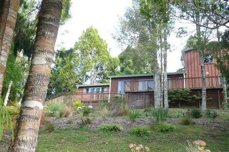 Photo of property in 52 Tram Valley Road, Swanson, Auckland, 0614