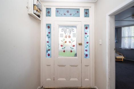 Photo of property in 25 Milmoe Street, Hawera, 4610