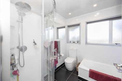 Photo of property in 37 Heather Green Avenue, Meremere, Mercer, 2474