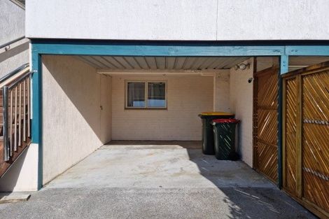 Photo of property in 32 Lewis Road, Pakuranga, Auckland, 2010