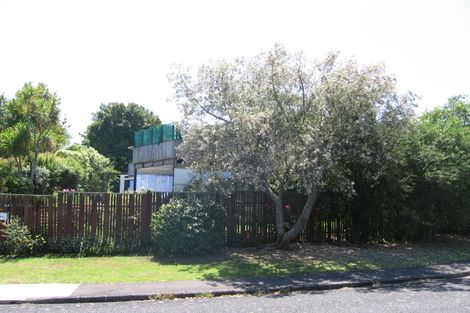 Photo of property in 4 Cunliffe Place, Glenfield, Auckland, 0629