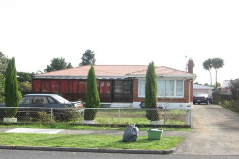 Photo of property in 72 Tawa Crescent, Manurewa, Auckland, 2102