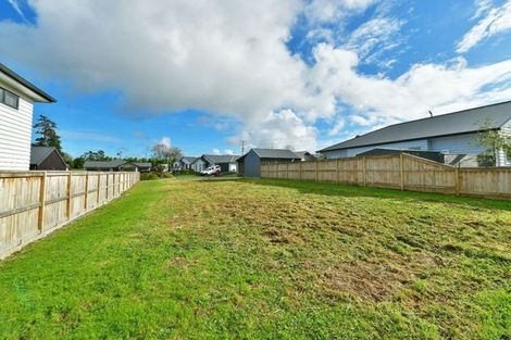 Photo of property in 12 Magnolia Lane, Kaukapakapa, 0875