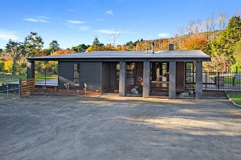 Photo of property in 334 Aokautere Drive, Aokautere, Palmerston North, 4471
