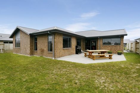 Photo of property in 24 Huka Heights Drive, Rangatira Park, Taupo, 3330