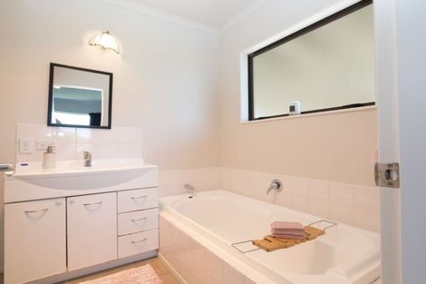 Photo of property in 59a Whanga Crescent, Titahi Bay, Porirua, 5022