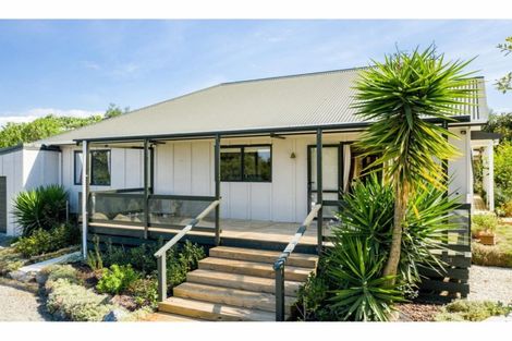 Photo of property in 235 Devich Road, Mangawhai, Kaiwaka, 0573