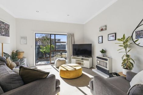 Photo of property in 406 Broadway, Miramar, Wellington, 6022