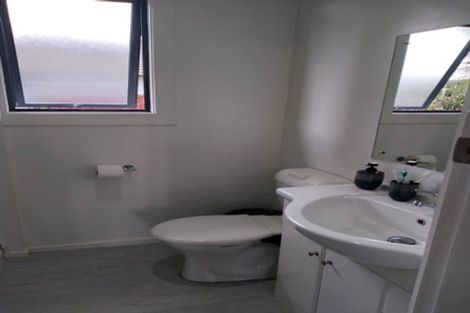 Photo of property in 64 Barton Street, Woolston, Christchurch, 8023
