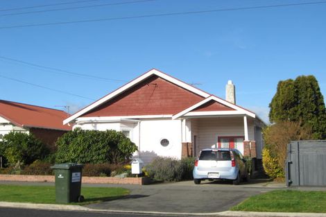 Photo of property in 47 Hargest Crescent, Saint Kilda, Dunedin, 9012