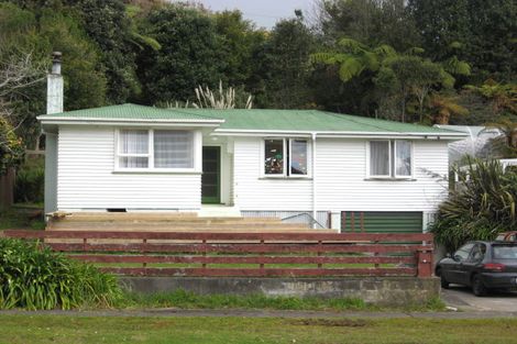 Photo of property in 24 Whakawhiti Street, Marfell, New Plymouth, 4310