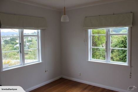 Photo of property in 8 Rodney Street, Northland, Wellington, 6012