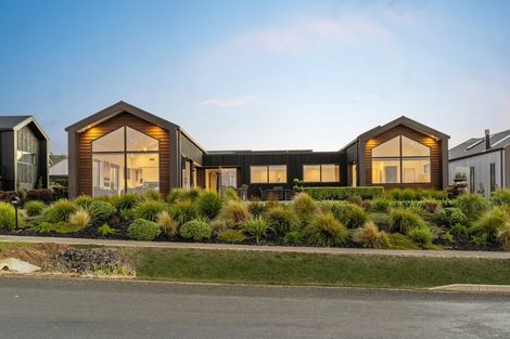 Photo of property in 300 Kitchener Road, Pukekohe, 2120