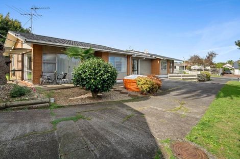 Photo of property in 1/15 Bramley Drive, Farm Cove, Auckland, 2012