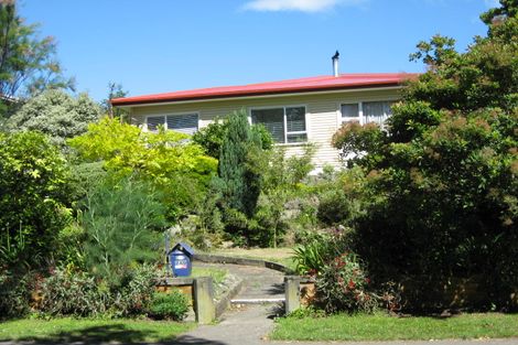 Photo of property in 249 Fifield Terrace, Opawa, Christchurch, 8023