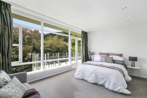 Photo of property in 9 Wyndrum Avenue, Waterloo, Lower Hutt, 5011