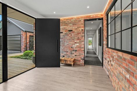 Photo of property in 1/535 Fencourt Road, Cambridge, 3493