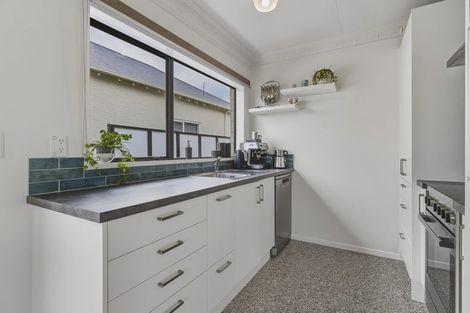 Photo of property in 33a Hargest Crescent, Saint Kilda, Dunedin, 9012