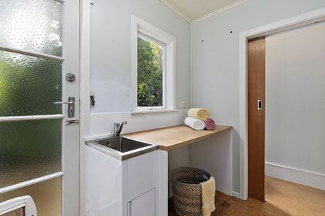 Photo of property in 11 Chester Road, Tawa, Wellington, 5028