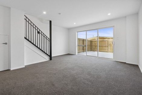 Photo of property in 2/7 Fitzroy Street, Papatoetoe, Auckland, 2104