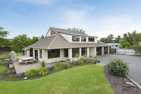 Photo of property in 21 Dryden Street, Milton, 9220