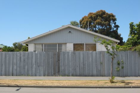 Photo of property in 1/32 Lamorna Road, Parklands, Christchurch, 8083