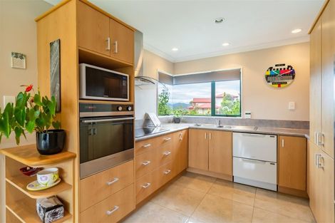 Photo of property in 122 Redvers Drive, Belmont, Lower Hutt, 5010