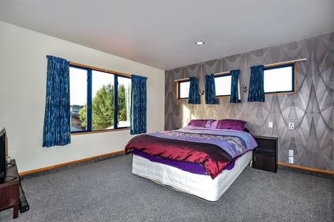 Photo of property in 7 Fairway Drive, Shirley, Christchurch, 8061