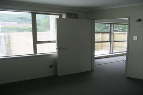 Photo of property in 2 Sim Street, Johnsonville, Wellington, 6037