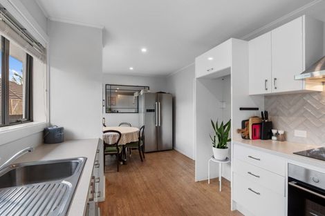 Photo of property in 1/55 Mcfaddens Road, St Albans, Christchurch, 8052