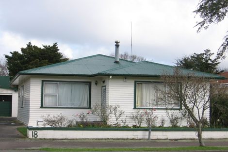 Photo of property in 18 Marne Street, Hokowhitu, Palmerston North, 4410