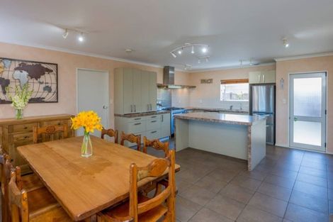 Photo of property in 3 Norna Grove, Waikawa Beach, Levin, 5573