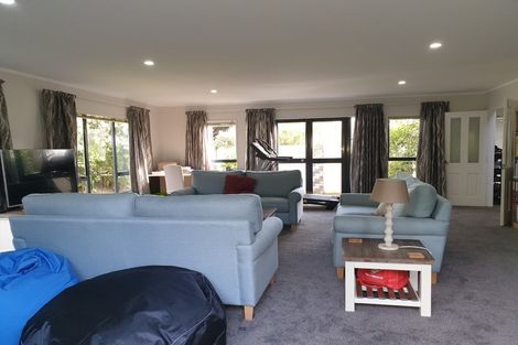 Photo of property in 8 Voyager Way, Whitby, Porirua, 5024