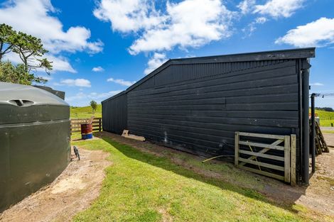 Photo of property in 282 Warea Road, Warea, New Plymouth, 4381