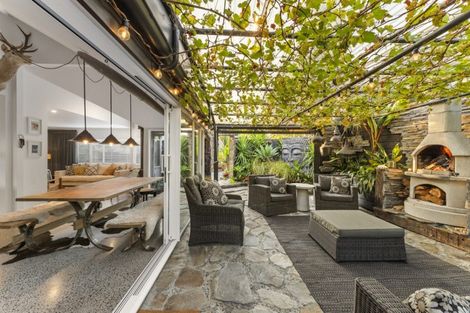 Photo of property in 199 Papamoa Beach Road, Papamoa Beach, Papamoa, 3118