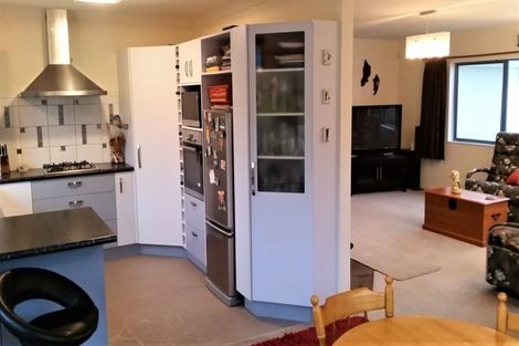 Photo of property in 9 Byron Brown Place, Otaki Beach, Otaki, 5512