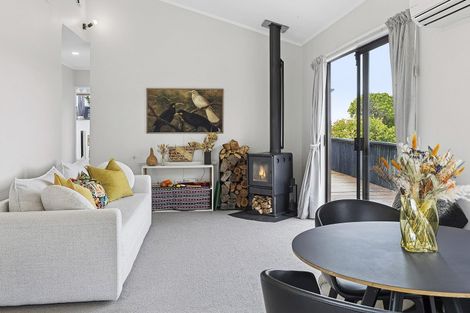 Photo of property in 22 The Bollard, Whitby, Porirua, 5024