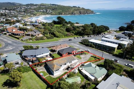 Photo of property in 2 Whanake Street, Titahi Bay, Porirua, 5022