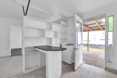 Photo of property in 76 South Road, Manaia, 4612
