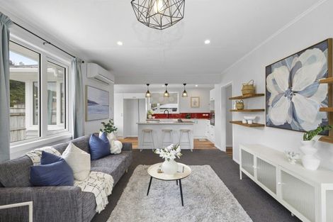 Photo of property in 4 Derwent Street, Wainuiomata, Lower Hutt, 5014