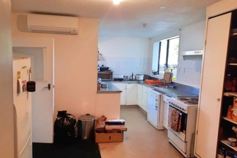 Photo of property in 22 Straven Road, Riccarton, Christchurch, 8011