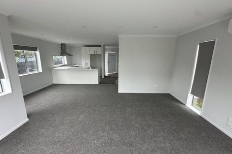 Photo of property in 35b Royston Street, Rosehill, Papakura, 2113