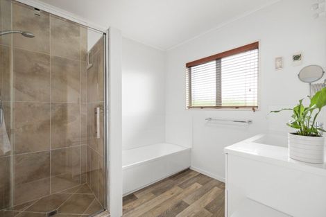 Photo of property in 39 Pelorus Street, Welcome Bay, Tauranga, 3112