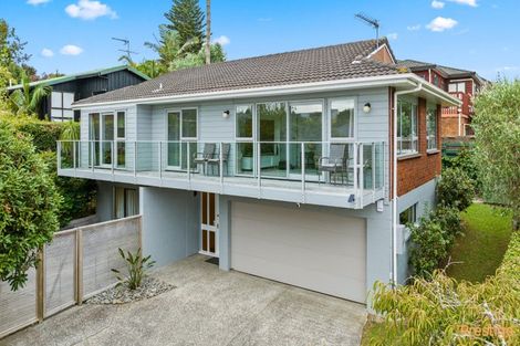 Photo of property in 2/11 Belmont Terrace, Milford, Auckland, 0620