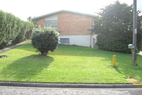 Photo of property in 2 Fairview Street, Tirau, 3410