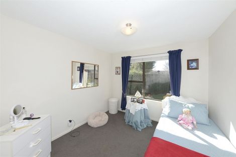 Photo of property in 2/62 Steadman Road, Broomfield, Christchurch, 8042