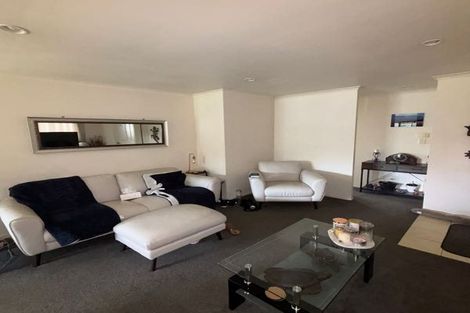 Photo of property in 14 Ranch Place, Pukekohe, 2120