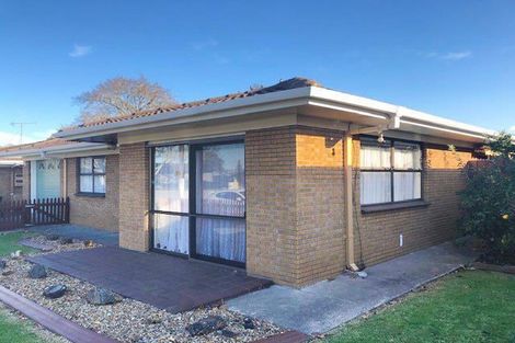 Photo of property in 2/1 Landscape Road, Papatoetoe, Auckland, 2025