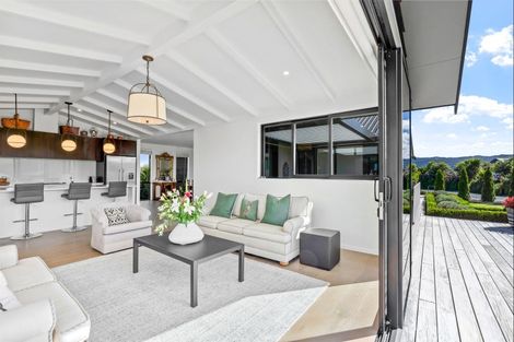 Photo of property in 16 Tamahunga Drive, Matakana, Warkworth, 0985